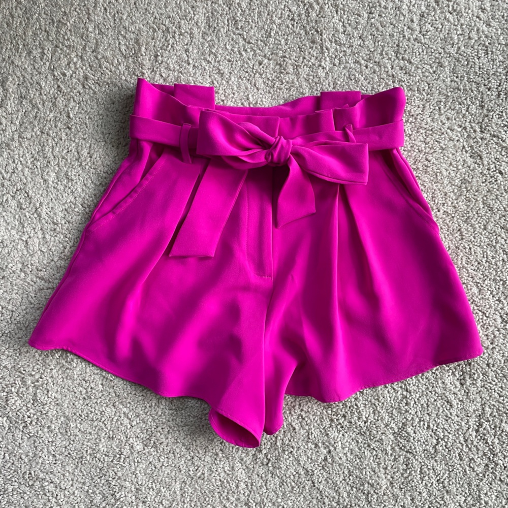 TCEC Fuchsia Pink Paper Bag Shorts Small High Waist Pockets Front Tie Flowy Bow